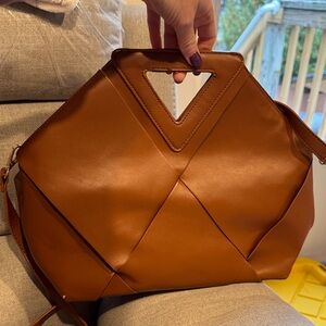 Elegant Brown Leather Handbag
